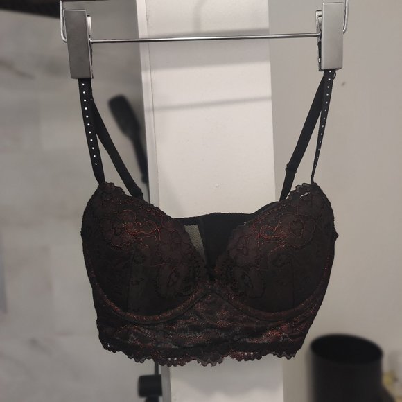 La Senza Passed Bra - 34B - Picture 5 of 5